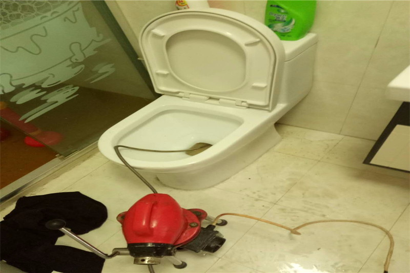 多伦如何疏通马桶 疏通马桶多少钱
