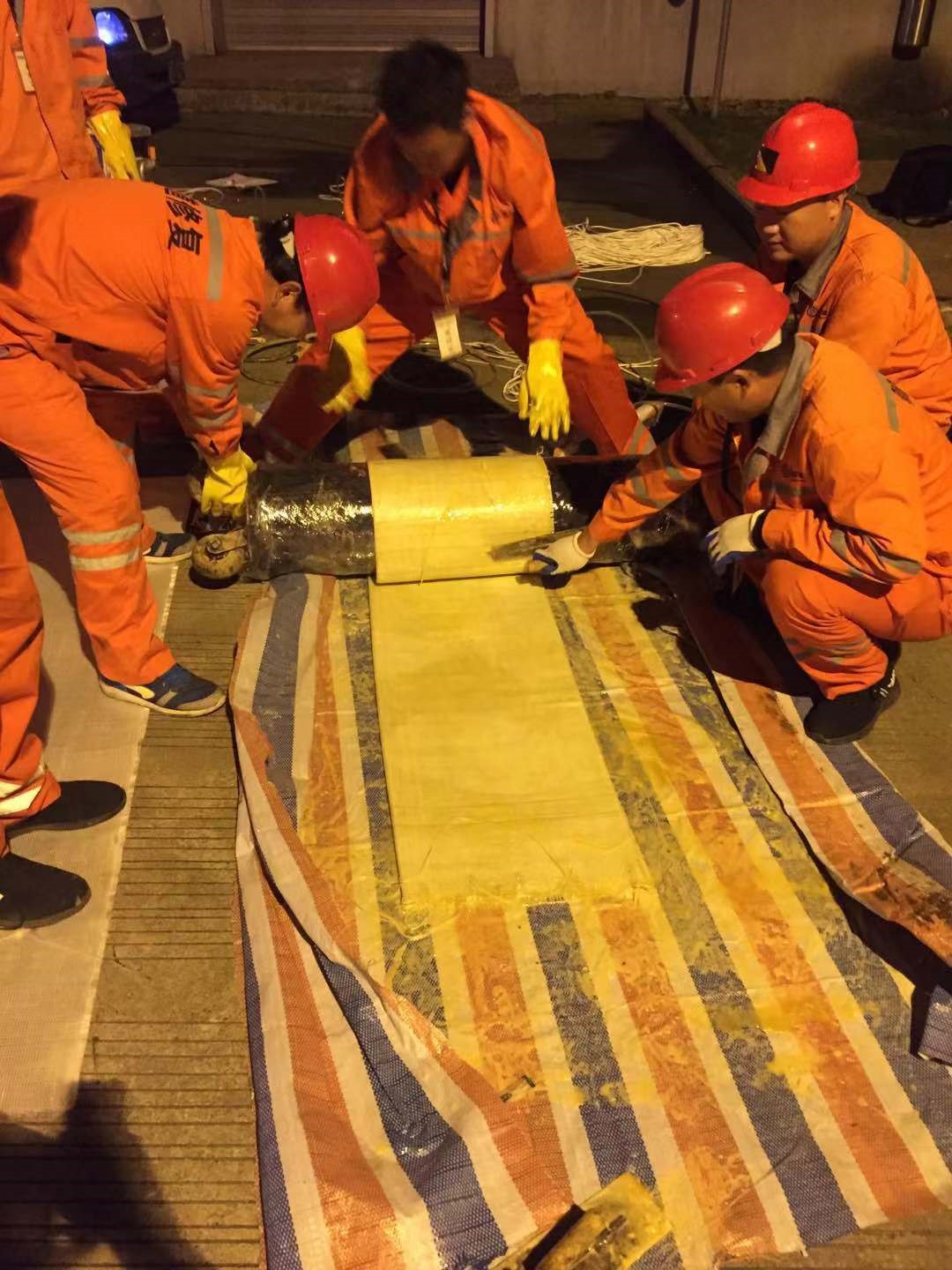 多伦CIPP局部树脂固化法